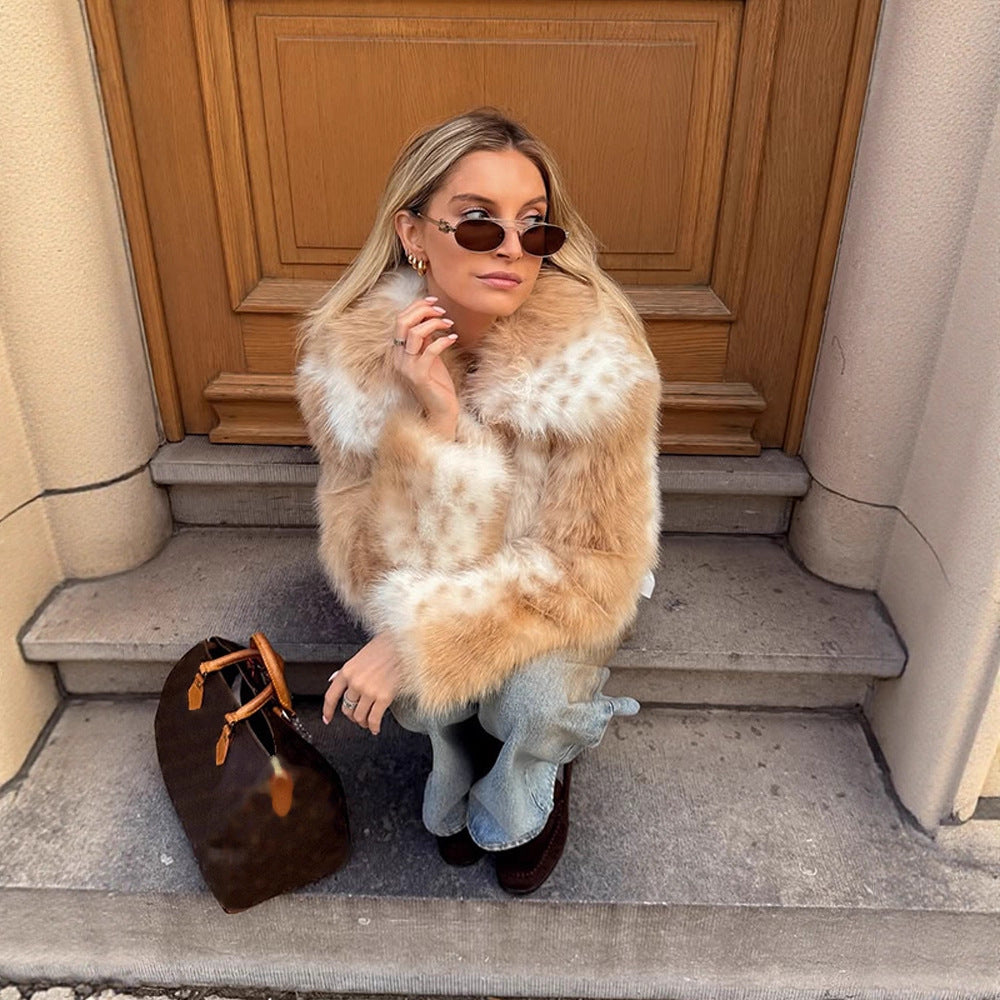 Women's Boxy Faux Fur Jacket with Two-Tone Shag Look and Notched Collar Mune Fashion