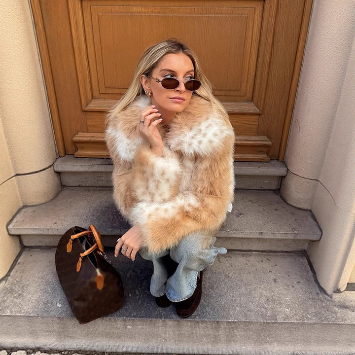 Women's Boxy Faux Fur Jacket with Two-Tone Shag Look and Notched Collar Mune Fashion