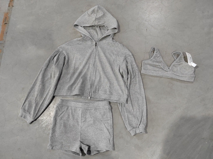 Women's short ribbed lounge set with hooded zip jacket and high-waist shorts Mune Fashion