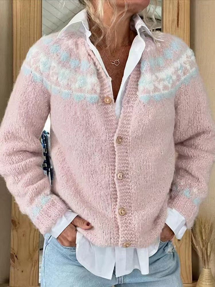 Women's patterned cardigan with round yoke, wooden buttons, and welt pockets Mune Fashion