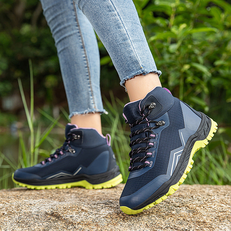 Ladies ankle-high light hiking and trekking boots with padded shaft Mune Fashion