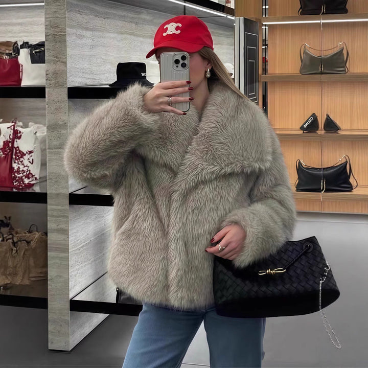 Mune | Women's Faux Fur Jacket with Luxurious Cut and Wide Collar