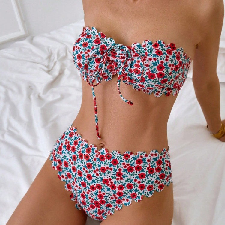 Women's bikini set with romantic ruffle design and floral pattern Mune Fashion
