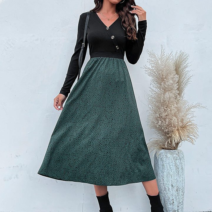 Women's midi dress with tailored rib knit top, V-neck and wide skirt Mune Fashion