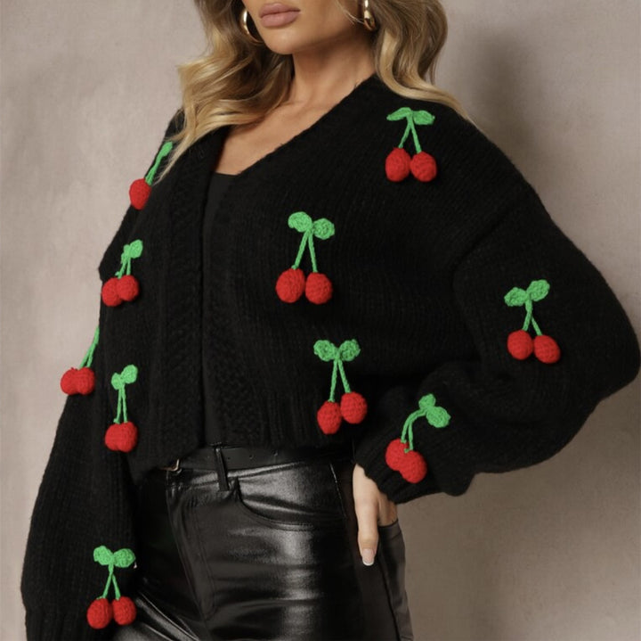 Women's short cardigan made of chunky knit with crocheted cherry appliqués and V-neck Mune Fashion
