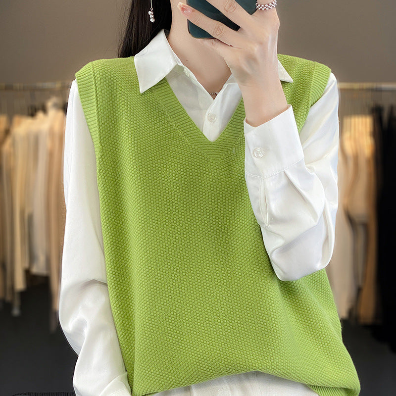 Ladies Oversize Knit Vest with Deep V-Neck and Fine Structure Mune Fashion