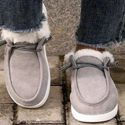 Women's Padded Moccasin Slippers with Teddy Lining and Cushioning Rubber Sole Mune Fashion