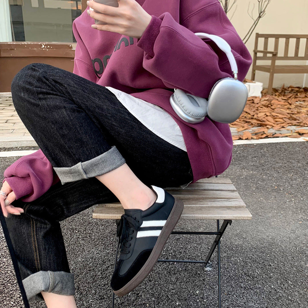 Women's sneakers in sporty retro design with fine suede and durable sole Mune Fashion