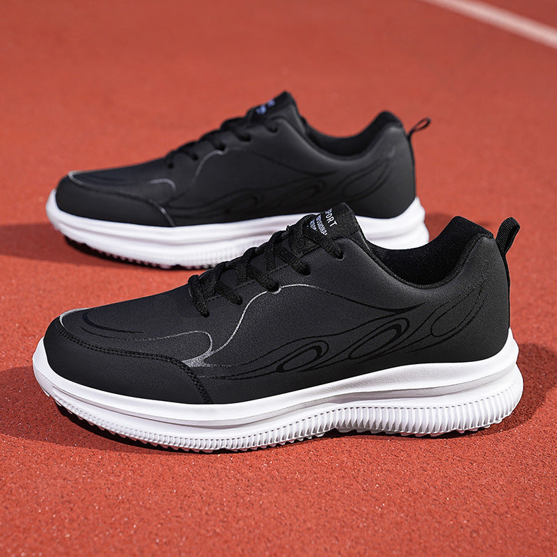 Men's discreet business-casual sneaker with synthetic smooth leather, padded collar, and profiled rubber grip Mune Fashion