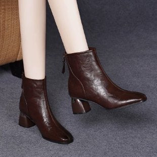 Ladies Elegant Ankle Boots with Block Heel Mune Fashion