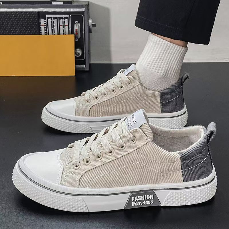 Women's sneakers in fashionable design with effective cushioning technology Mune Fashion