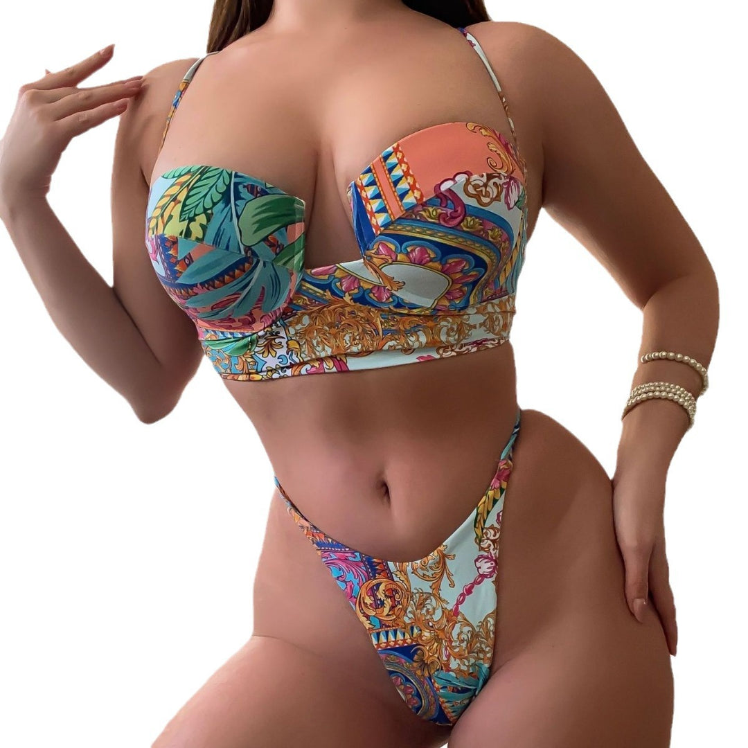 Women's underwire bikini set with floral accents Mune Fashion