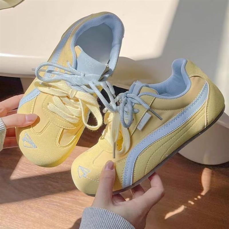Women's Sporty Sneakers with Innovative Air Circulation System and Comfortable Cushioning Mune Fashion