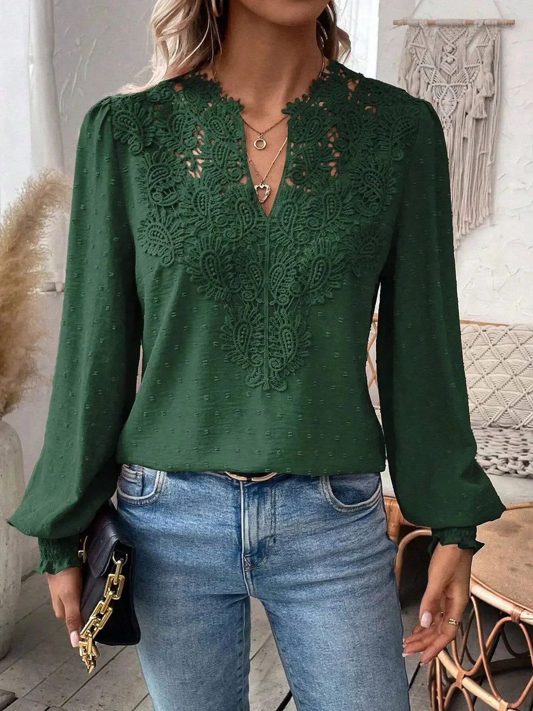 Women blouse with v-neck lace appliqué, structured dot, gathered cuffs and slightly tailored silhouette Mune Fashion
