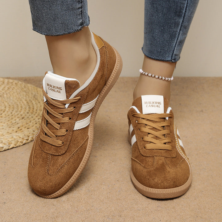 Damen Retro-Sneaker aus Veloursimitat mit gumähnlicher Laufsohle Mune Fashion