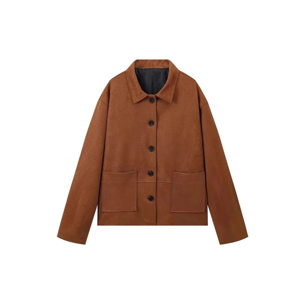 Women's suede leather jacket with wide cut, shirt collar and patch pockets Mune Fashion