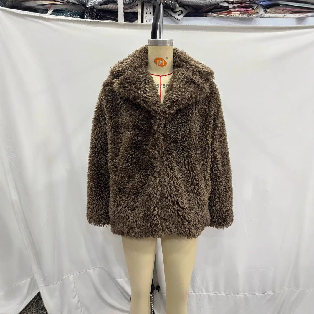 Women's teddy fur coat jacket with large shawl collar, warming padding and concealed closure Mune Fashion