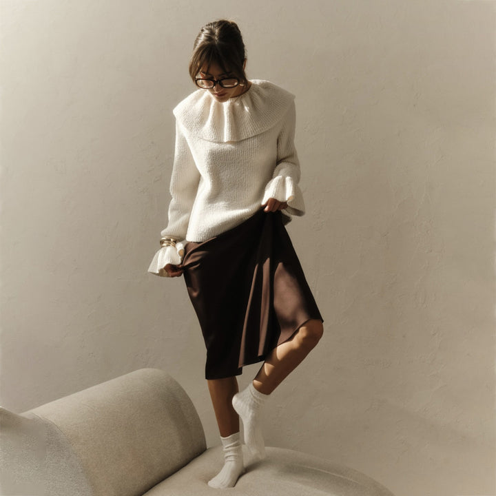 Women's turtleneck pullover with wide roll collar and ruffle sleeves Mune Fashion