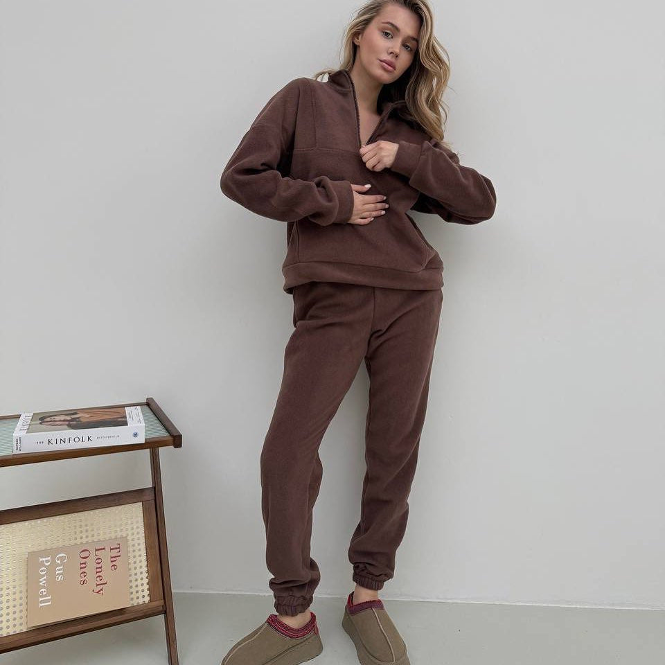 Women's Cozy Fleece Loungewear Set with Half Zipper and Elastic Jogging Pants Mune Fashion