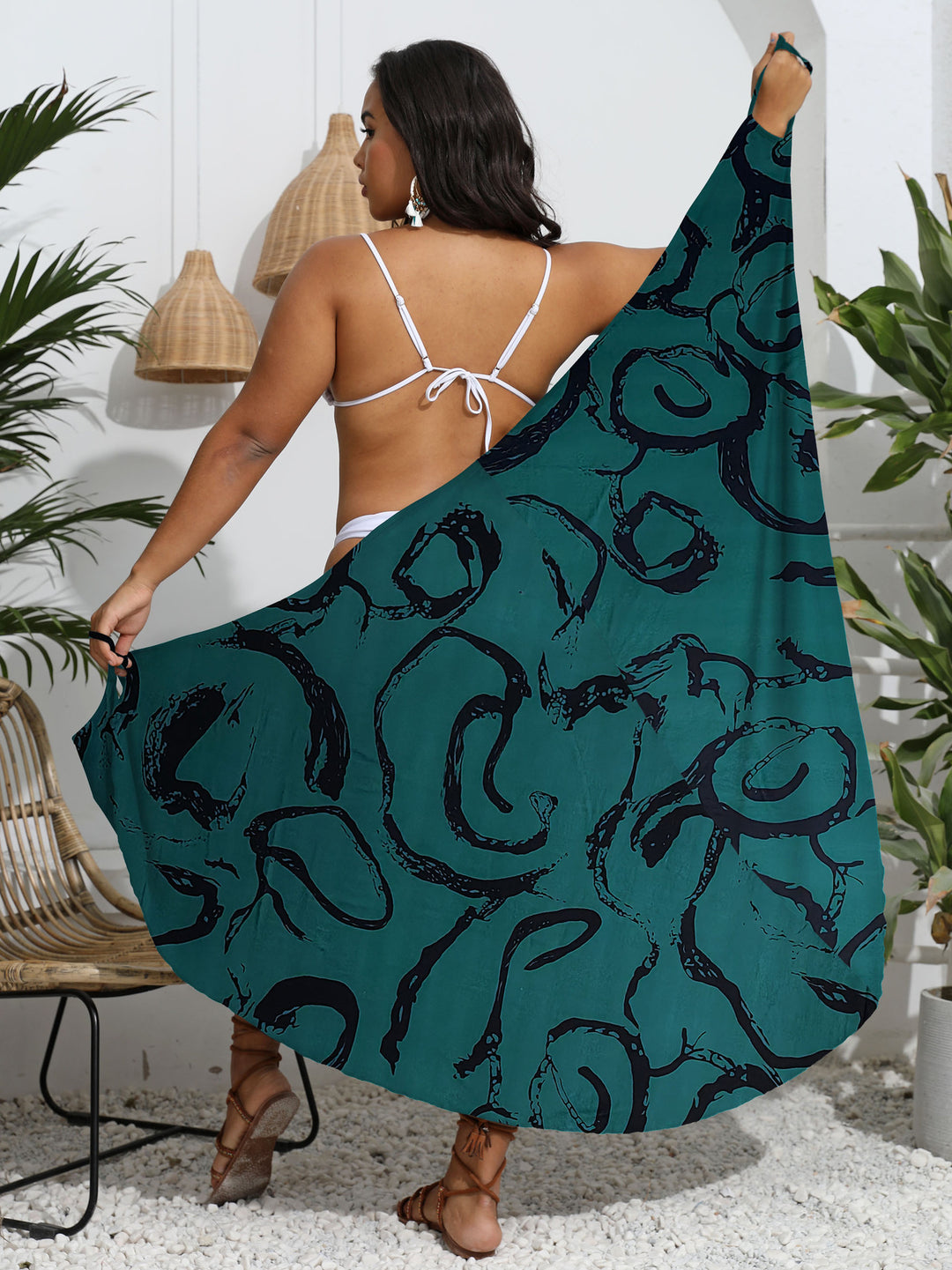 Ladies elegant wrap sarong with modern pattern Mune Fashion