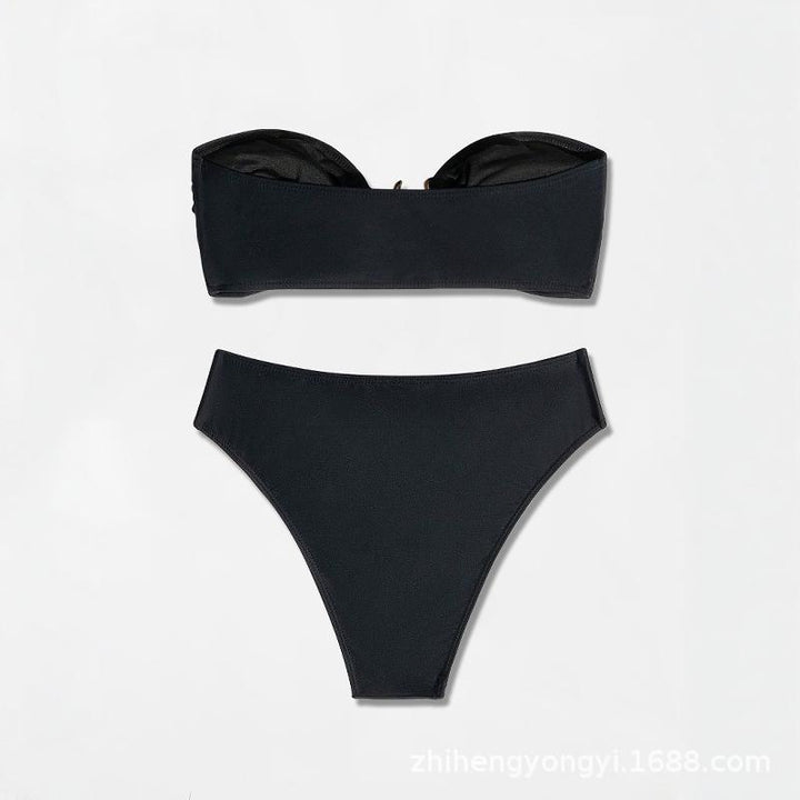 Women’s Bandeau Bikini with elegant design element Mune Fashion