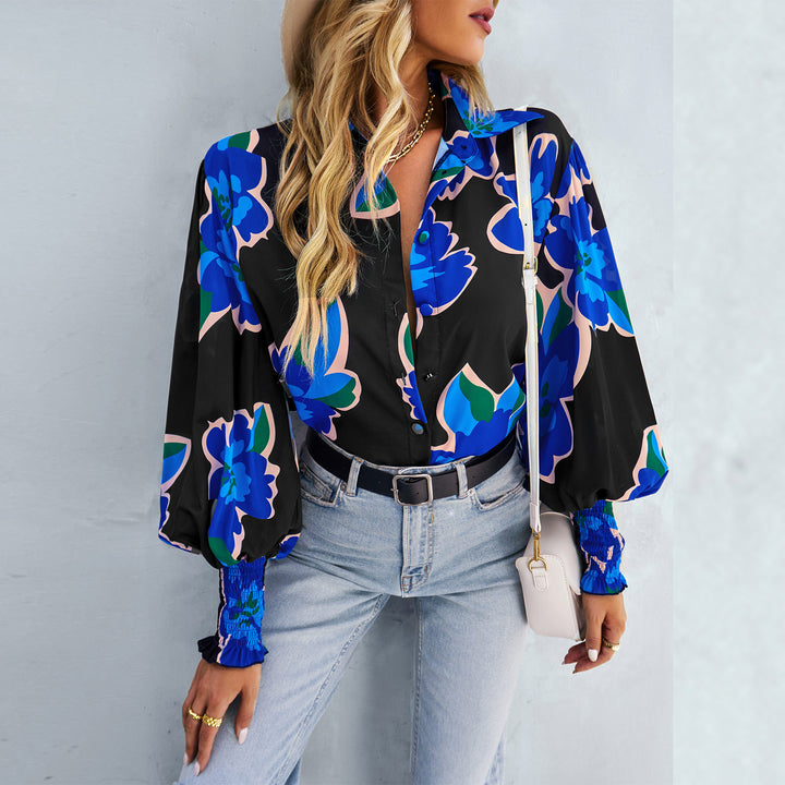 Women's loose shirt blouse with floral all-over print, silk look, smock sleeves, and buttoned front placket Mune Fashion