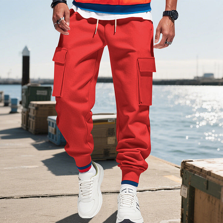 Men's cargo sweatpants with elastic waistband, drawstring, patch flap pockets & ribbed cuffs Mune Fashion