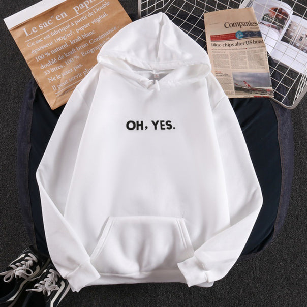 Women's hoodie with soft inner lining, kangaroo pocket, and subtle front print Mune Fashion