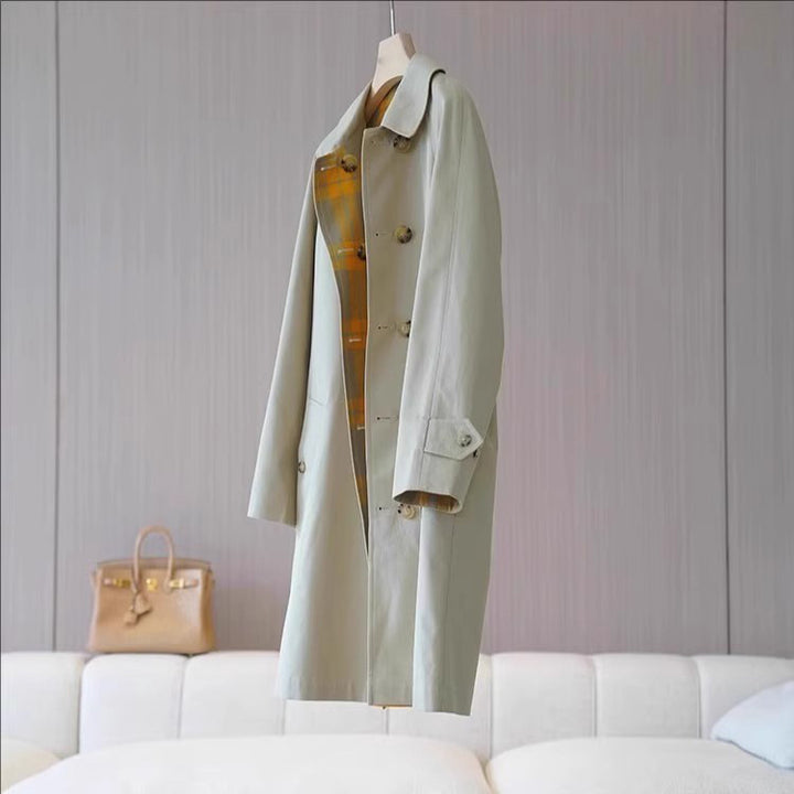 Women's Elegant Trench Coat with Double Button Placket made of High-Quality Material Mune Fashion