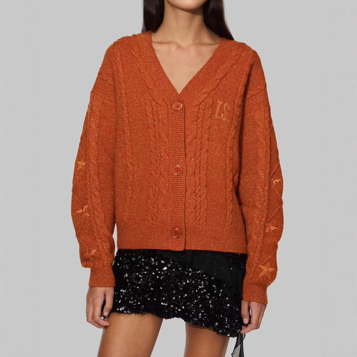 Women's oversized chunky knit cardigan with cable pattern, V-neck and star embroidery Mune Fashion