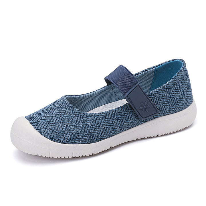 Ladies' comfortable knitted strap ballerina with adjustable hook-and-loop fastener and flexible rubber outsole Mune Fashion