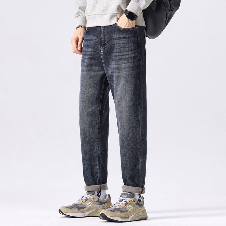 Men's Relaxed-Straight Denim Jeans with subtle used look and turned-up hem Mune Fashion
