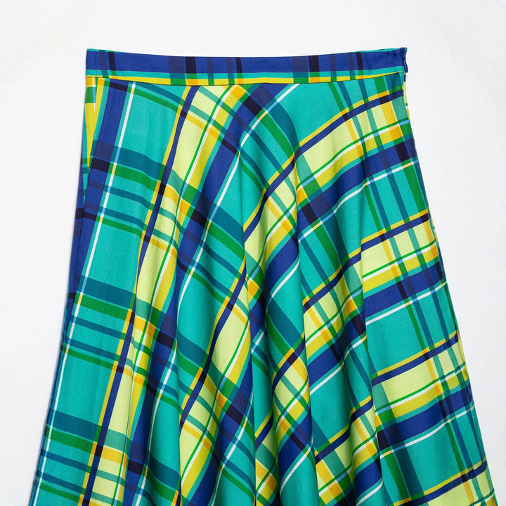 Women's Checkered Midi Skirt in Wide Flare Cut Mune Fashion