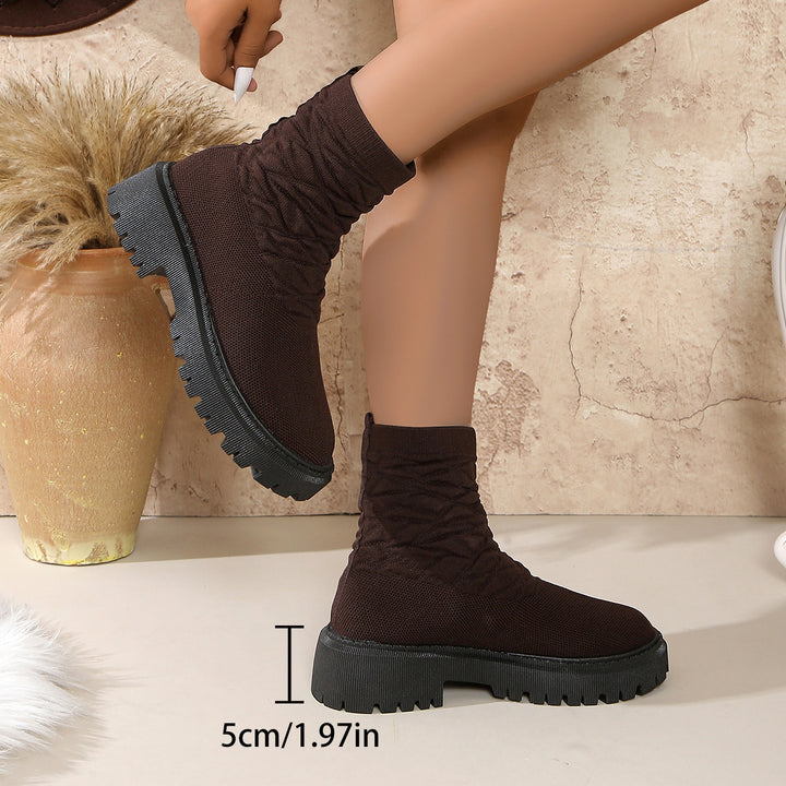 Women's Knit Sock Boots with Elastic Shaft and Chunky Lug Sole Mune Fashion