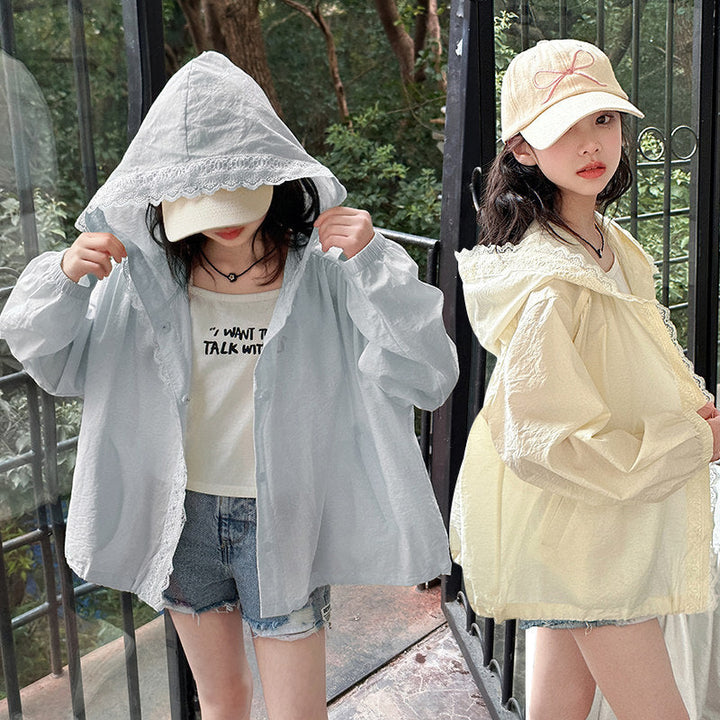 Women's light hoodie jacket with lace trim and loose fit Mune Fashion