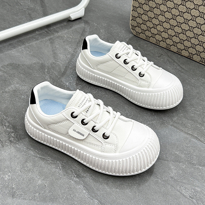 Women fashionable sneakers with sporty design and slip-resistant rubber sole Mune Fashion
