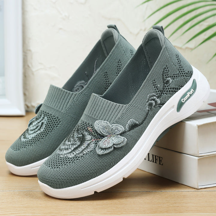 Women's knitted slip-on slippers with 3D flower embroidery and ergonomic comfort insole Mune Fashion