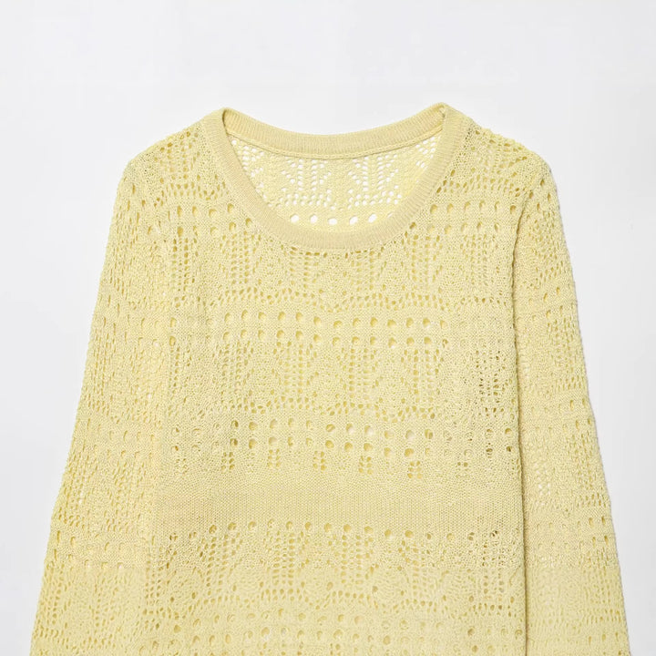 Women's lightweight openwork knit pullover with round neckline and boxy cropped cut Mune Fashion