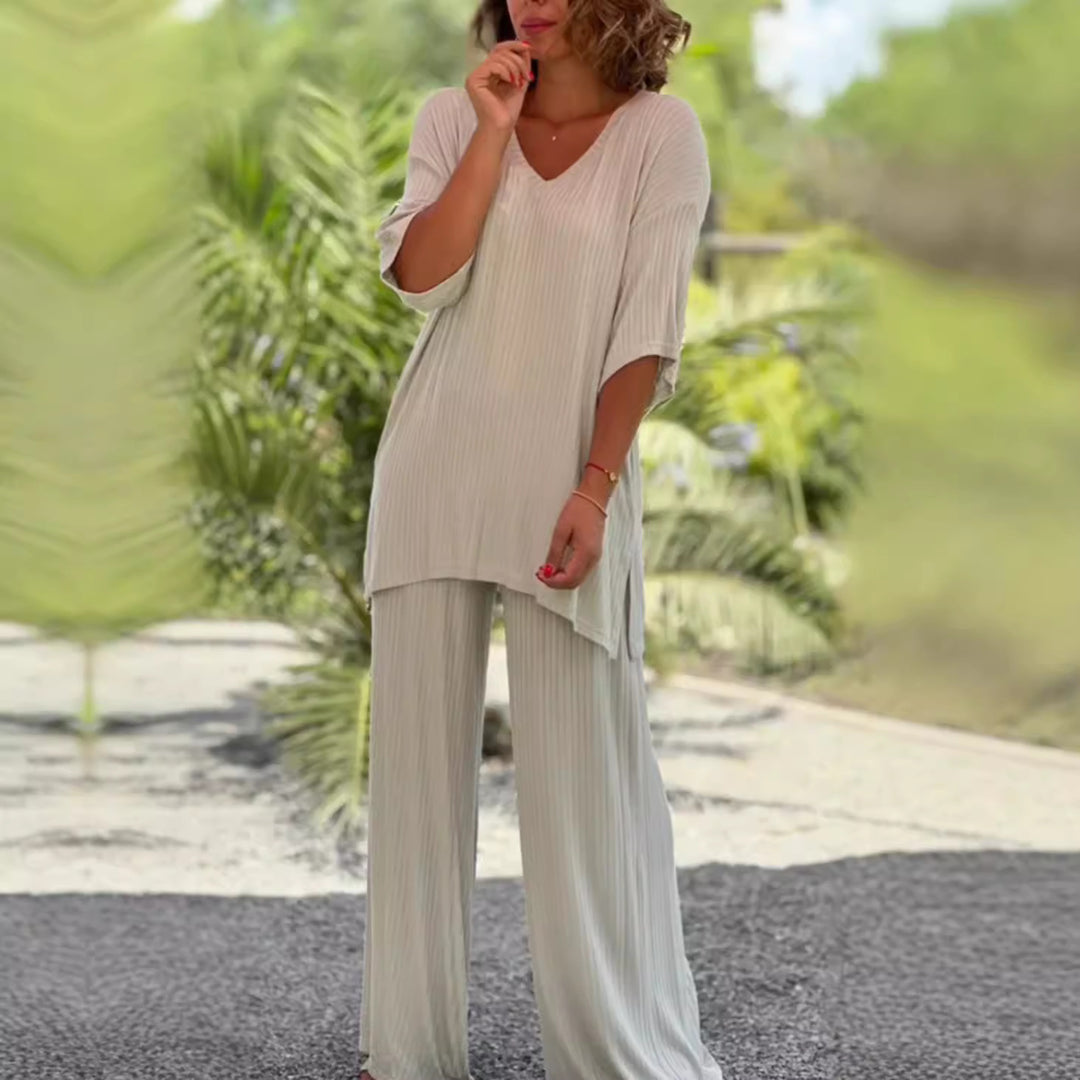 Women's two-piece travel and loungewear set made of soft ribbed jersey with a longline tunic and palazzo pants Mune Fashion