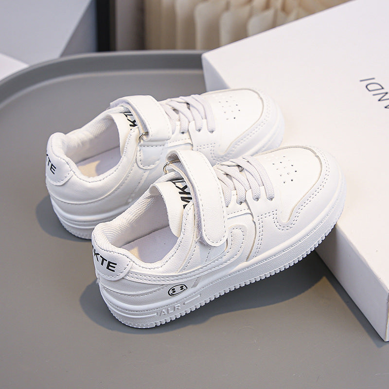 Women Comfortable Sneakers with practical Velcro closure Mune Fashion