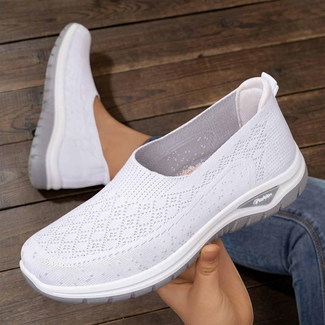 Women's knitted slip-on comfort walker with memory footbed, elastic sock entry and non-slip profiled sole Mune Fashion