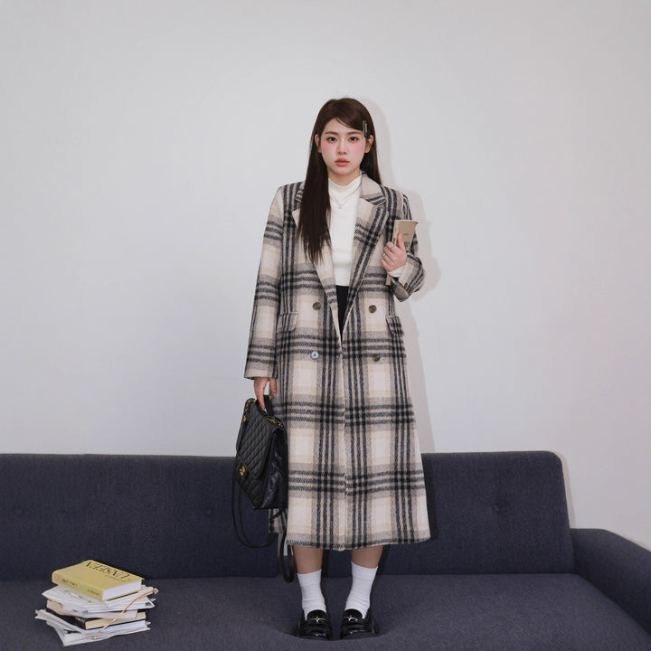 Women Checked Boucle Blazer with Notch Collar and Patch Pockets Mune Fashion