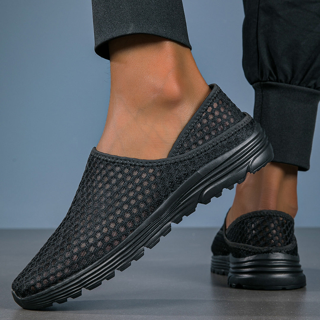 Women's airy slip-on sneakers with honeycomb knit upper and cushioned comfort sole Mune Fashion