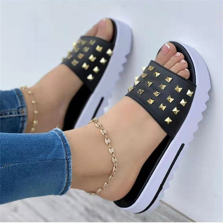 Women's Nieten slide with padded comfort footbed and profiled flatform heel Mune Fashion