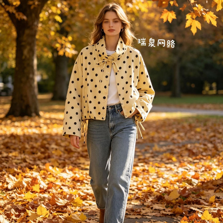 Women's Light Blouse with Polka Dot, Feminine Puff Sleeve and Full Button Placket Mune Fashion