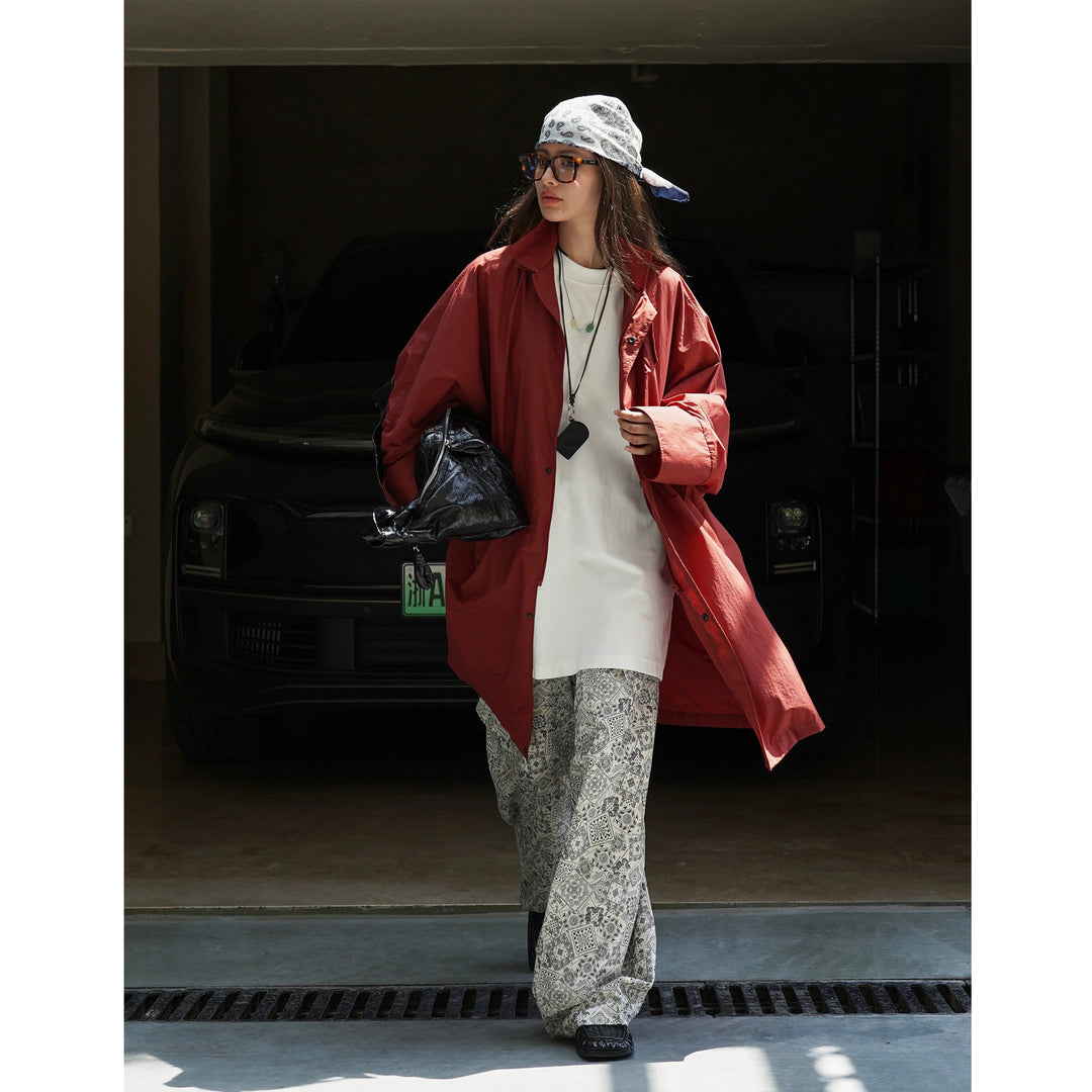 Women's Light Oversized Rain Parka with High Stand-Up Collar and Concealed Snap Button Placket Mune Fashion