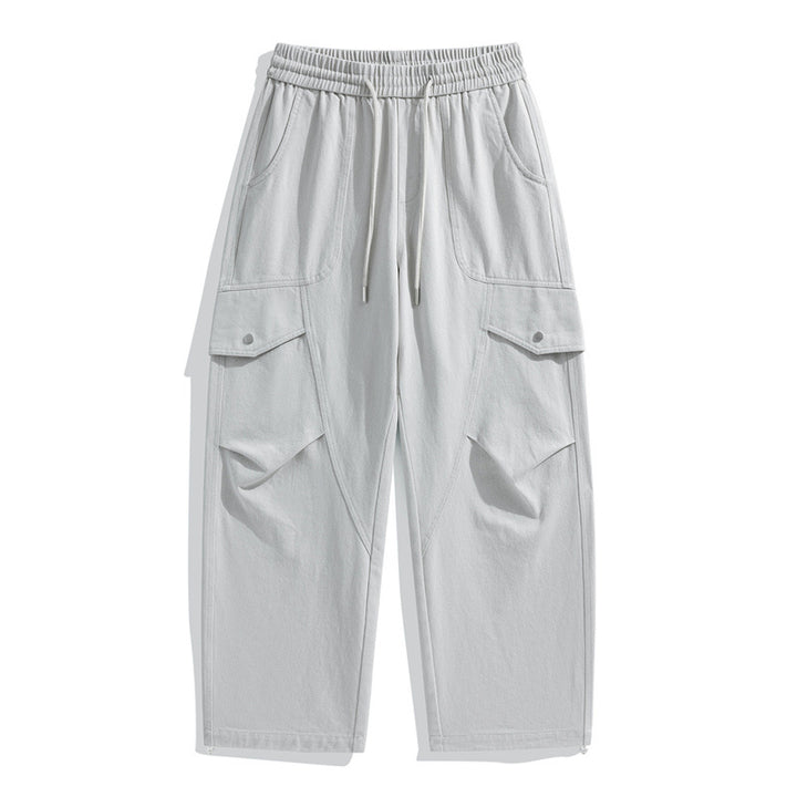 Men's Relaxed Cargo Pants made of lightweight ripstop with large flap and storage pockets