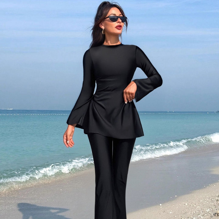 Ladies elegant beach suit with wide swinging top Mune Fashion