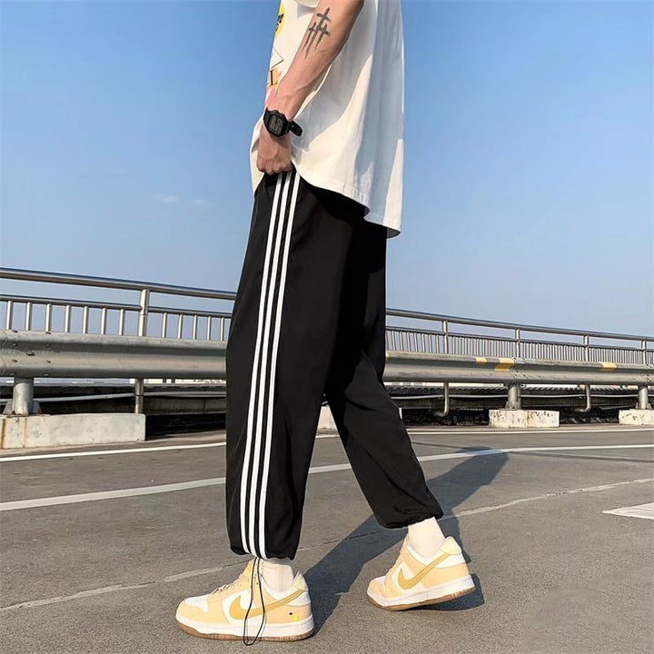 Women Modern Sports Pants Mune Fashion