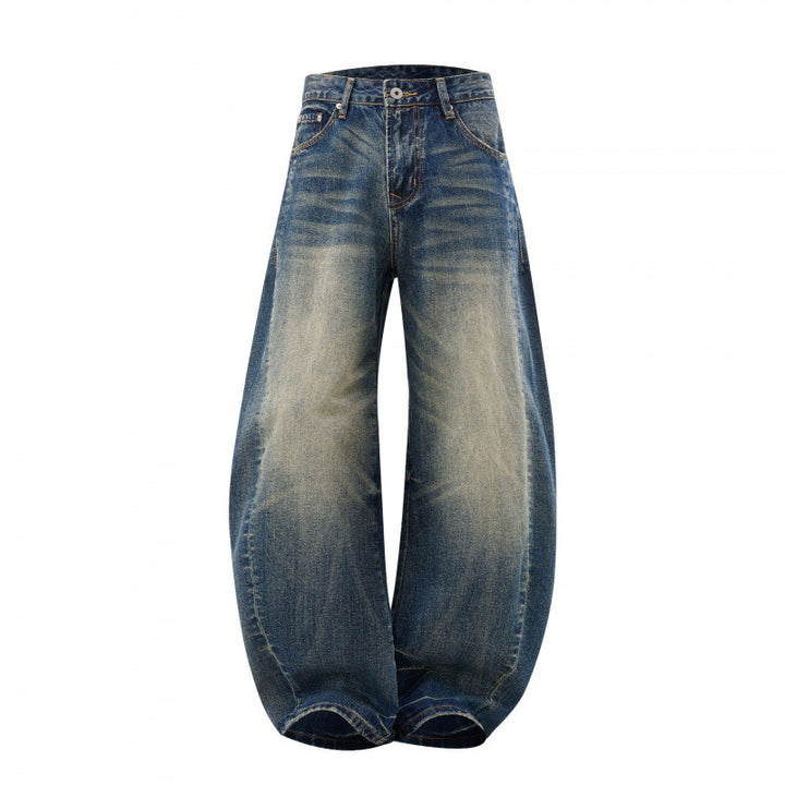 Ladies High-Waist Balloon Jeans with Used Wash and Wide Statement Leg Mune Fashion